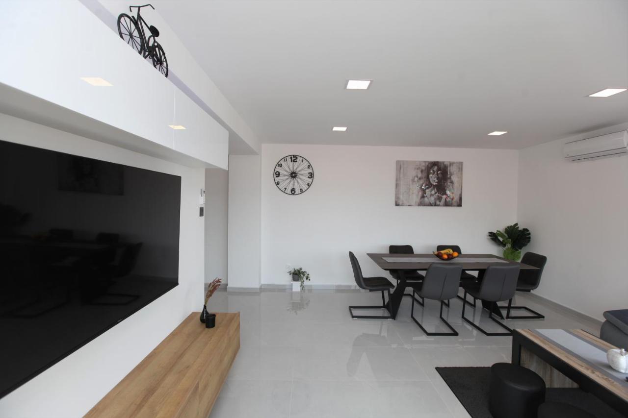 Apartmani Ive Trogir Eksteriør billede