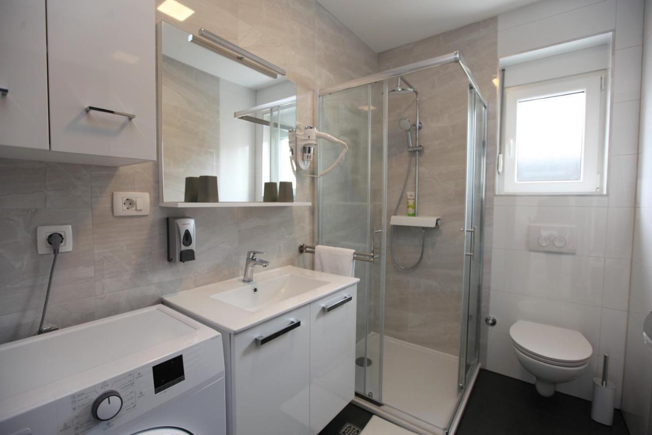 Apartmani Ive Trogir Eksteriør billede