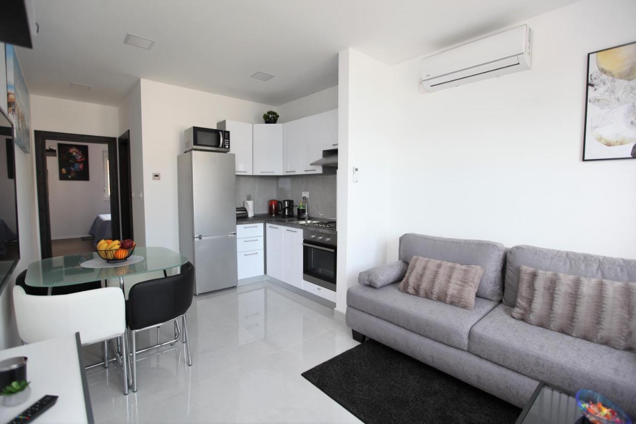 Apartmani Ive Trogir Eksteriør billede