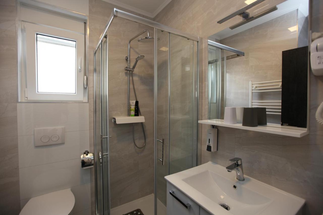 Apartmani Ive Trogir Eksteriør billede