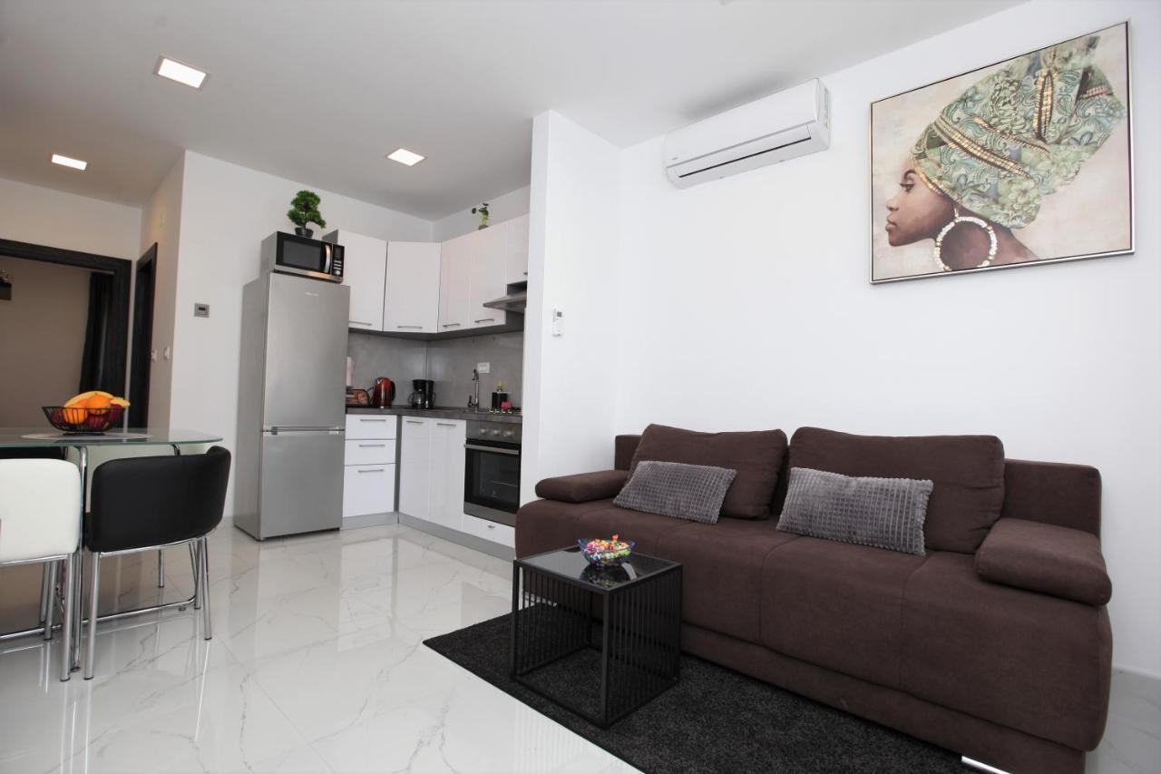 Apartmani Ive Trogir Eksteriør billede